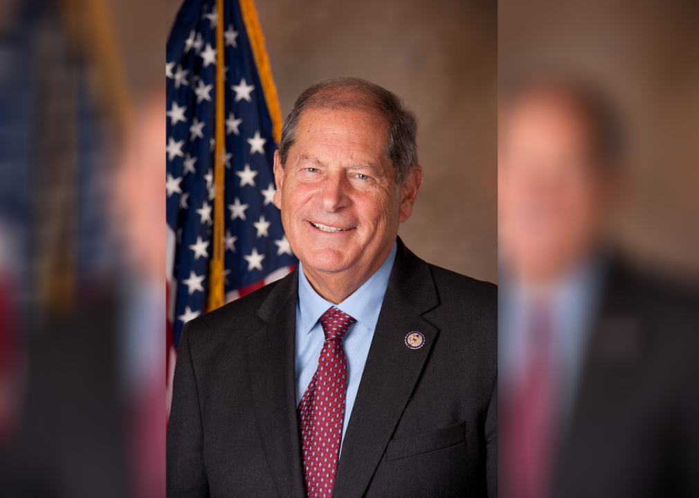2011: Bob Turner wins a special Congressional election